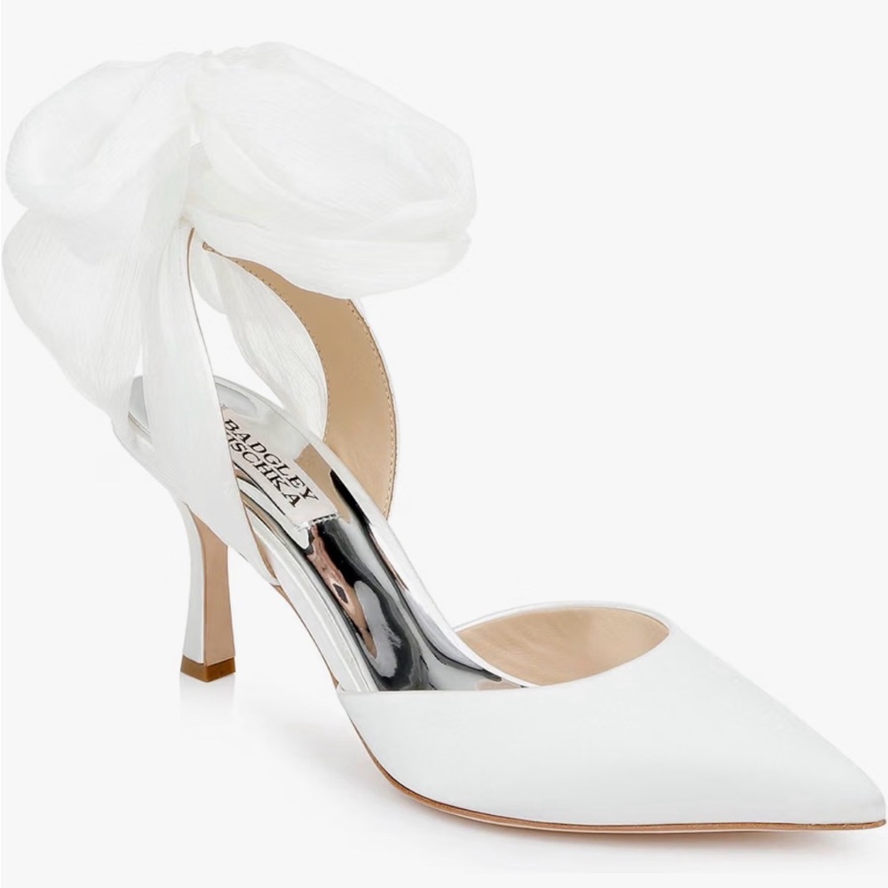 Badgley Mischka White Bridal Pumps